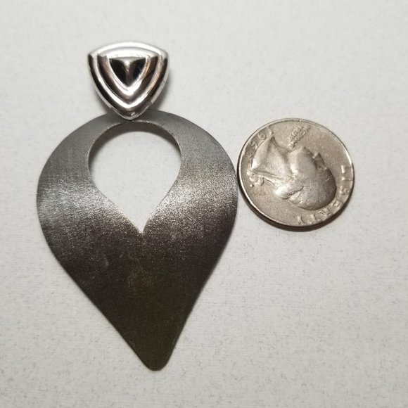 925 Sterling Silver Non Tarnish Open Teardrop Inverted Pear Shape Pendant - Picture 5 of 8